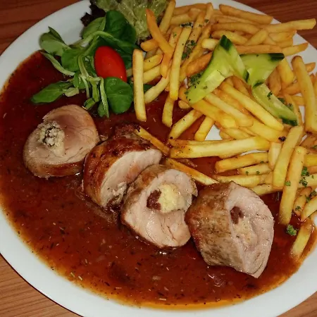Ranc Esadera مكان تخييم Zatavi